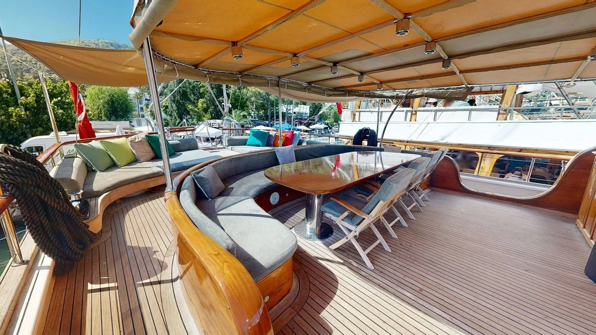 Dear Lila Gulet Küçük Görsel 9