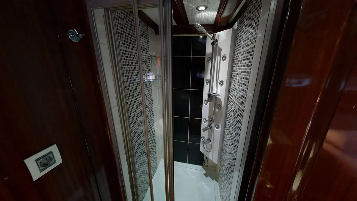 Dear Lila Gulet Küçük Görsel 23