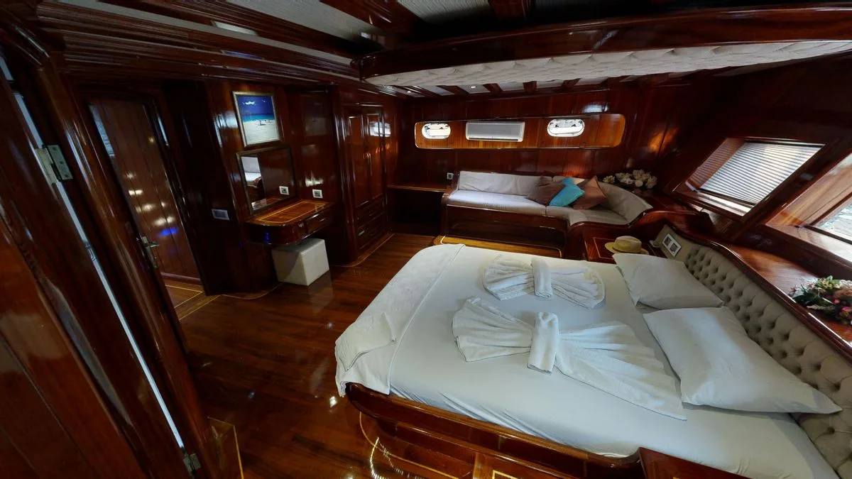 Dear Lila Gulet Küçük Görsel 27