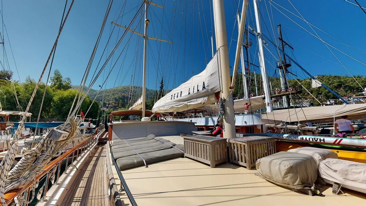 Dear Lila Gulet Küçük Görsel 5