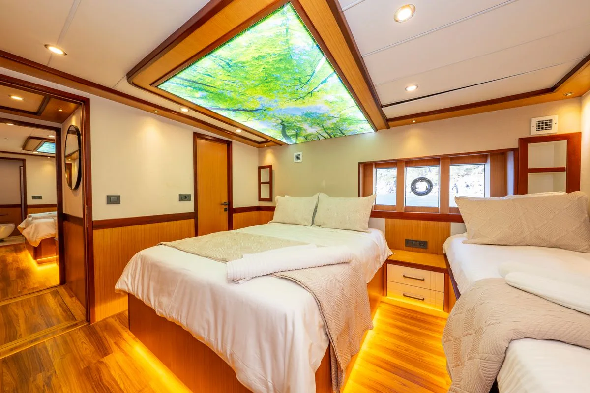 Lila Trawler Küçük Görsel 60