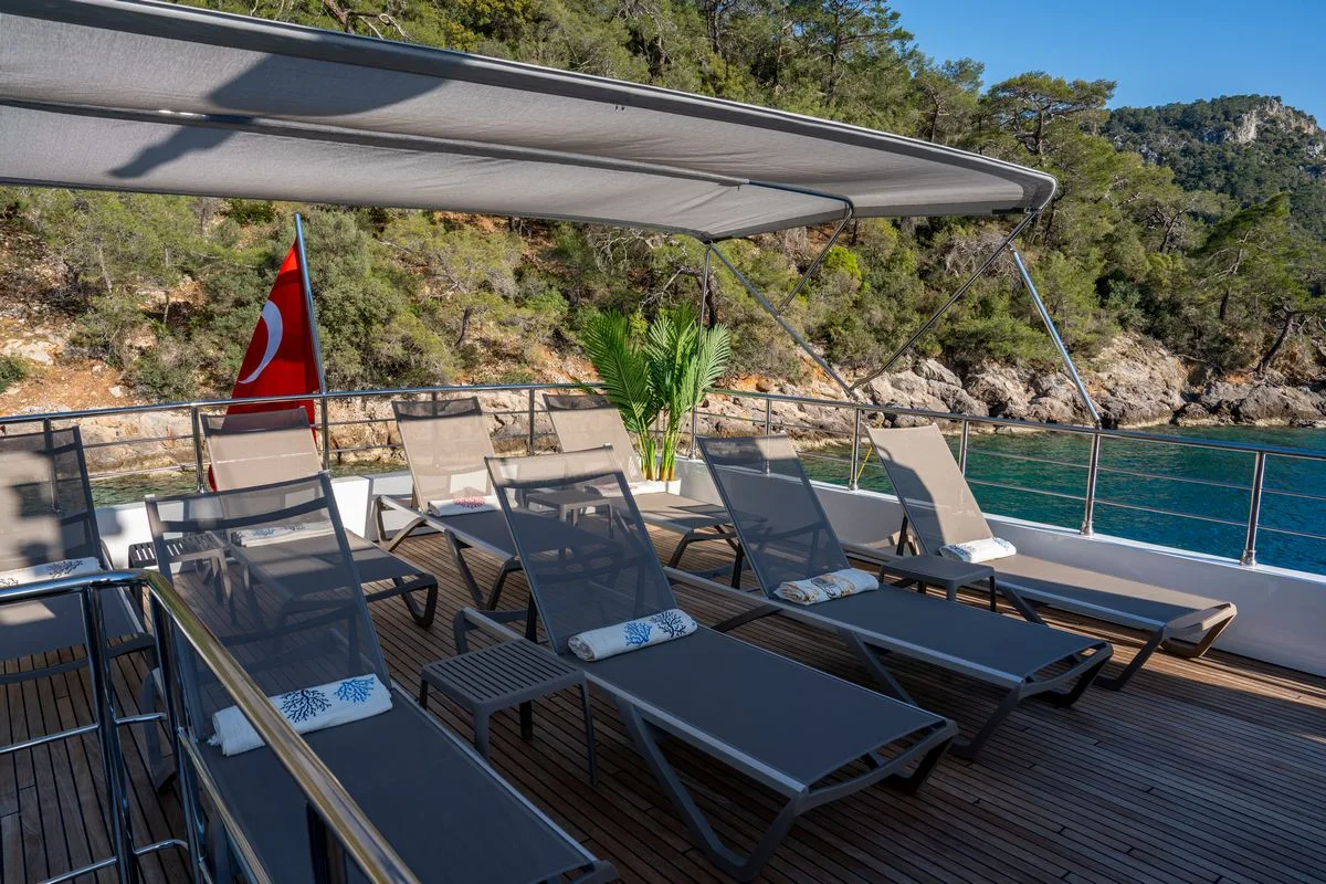 Lila Trawler Küçük Görsel 36