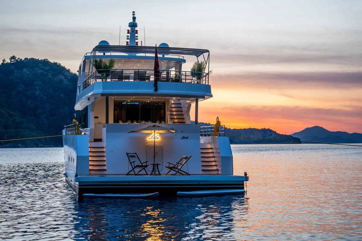 Lila Trawler Küçük Görsel 49