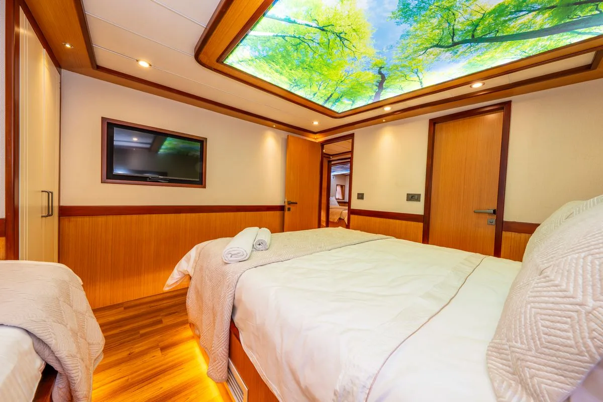 Lila Trawler Küçük Görsel 63