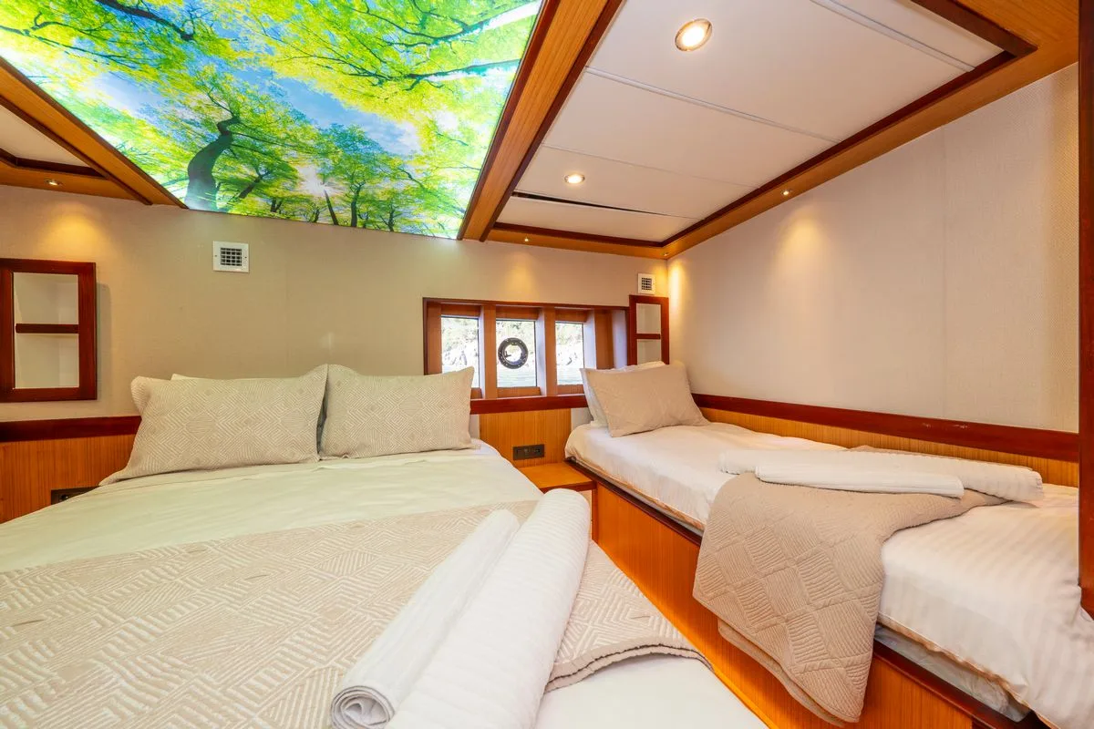 Lila Trawler Küçük Görsel 61