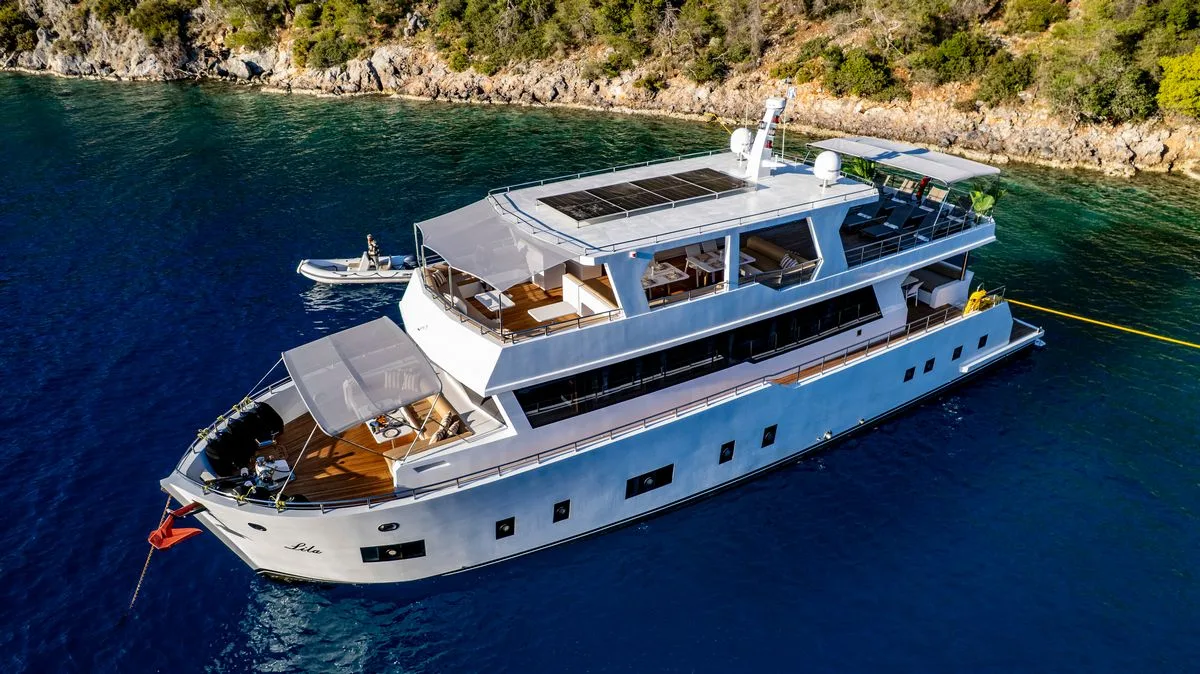 Lila Trawler Küçük Görsel 2