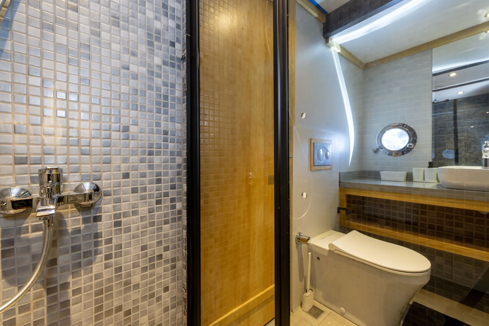 Nayk 3 Trawler Küçük Görsel 51