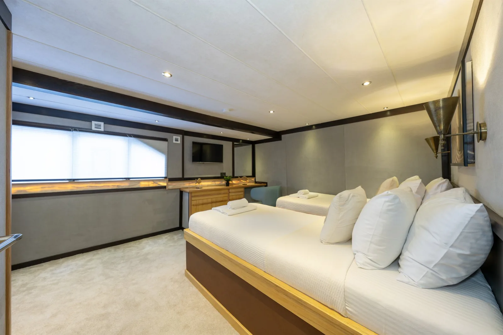 Nayk 3 Trawler Küçük Görsel 78