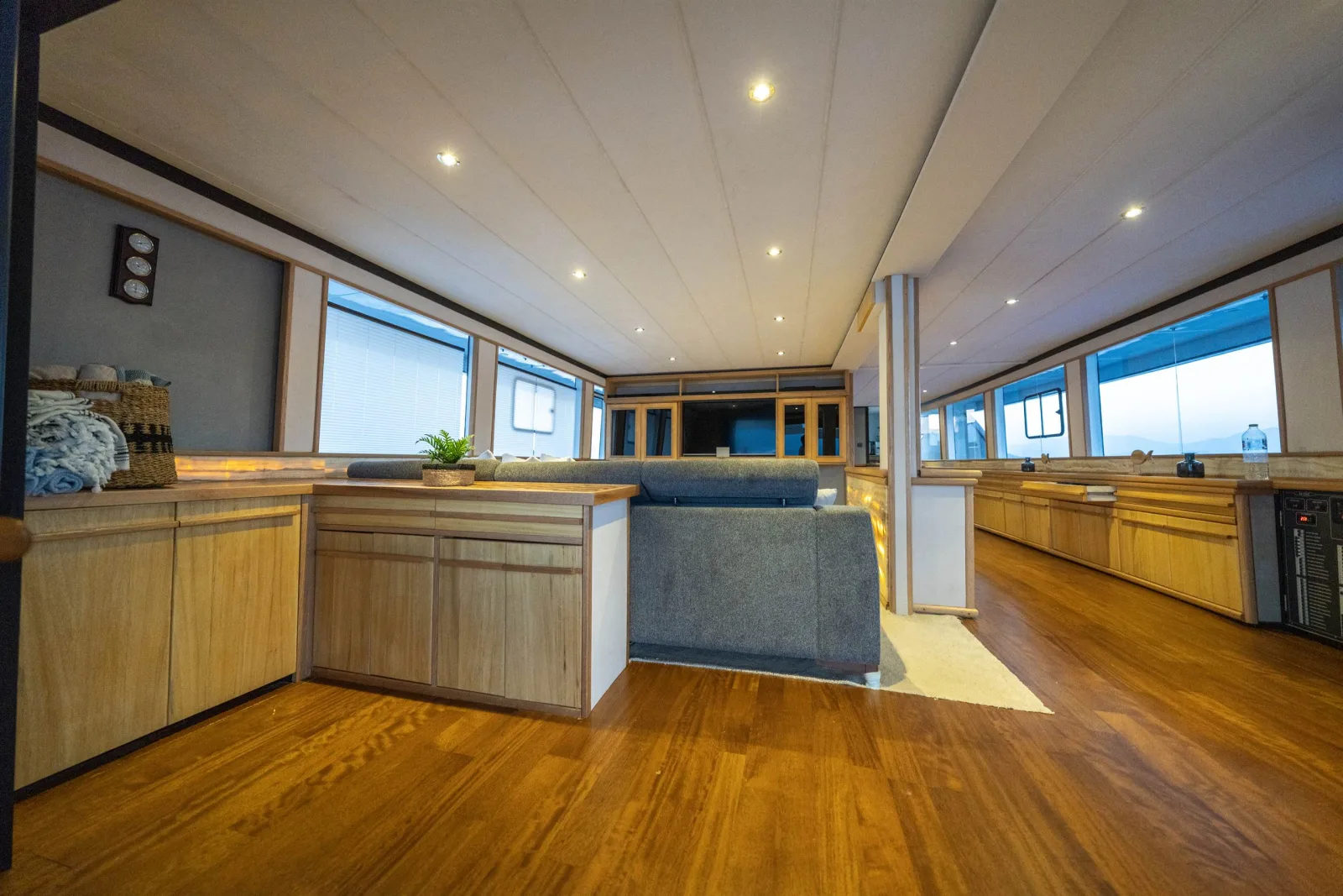 Nayk 3 Trawler Küçük Görsel 10