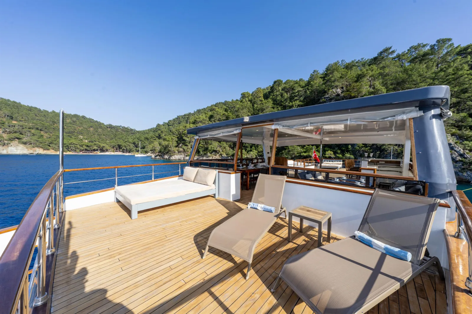 Nayk 3 Trawler Küçük Görsel 16