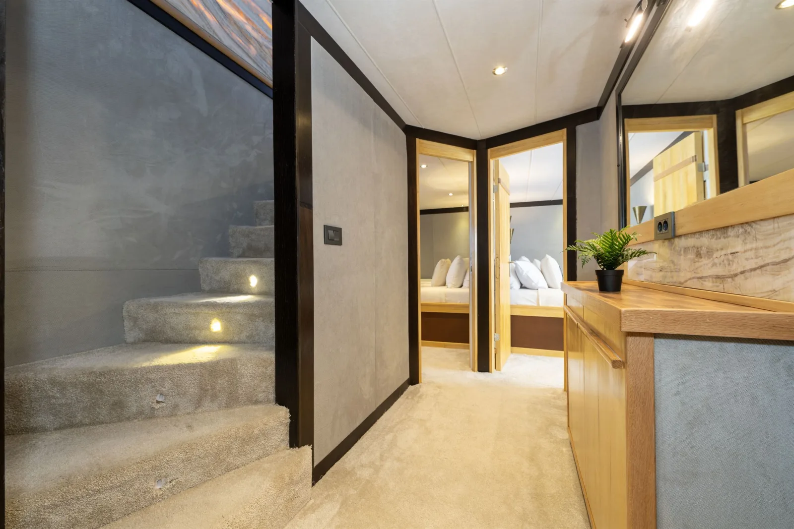 Nayk 3 Trawler Küçük Görsel 52