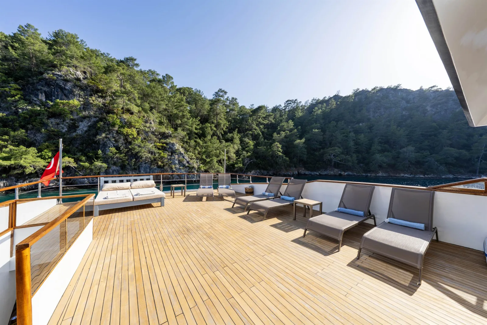 Nayk 3 Trawler Küçük Görsel 20