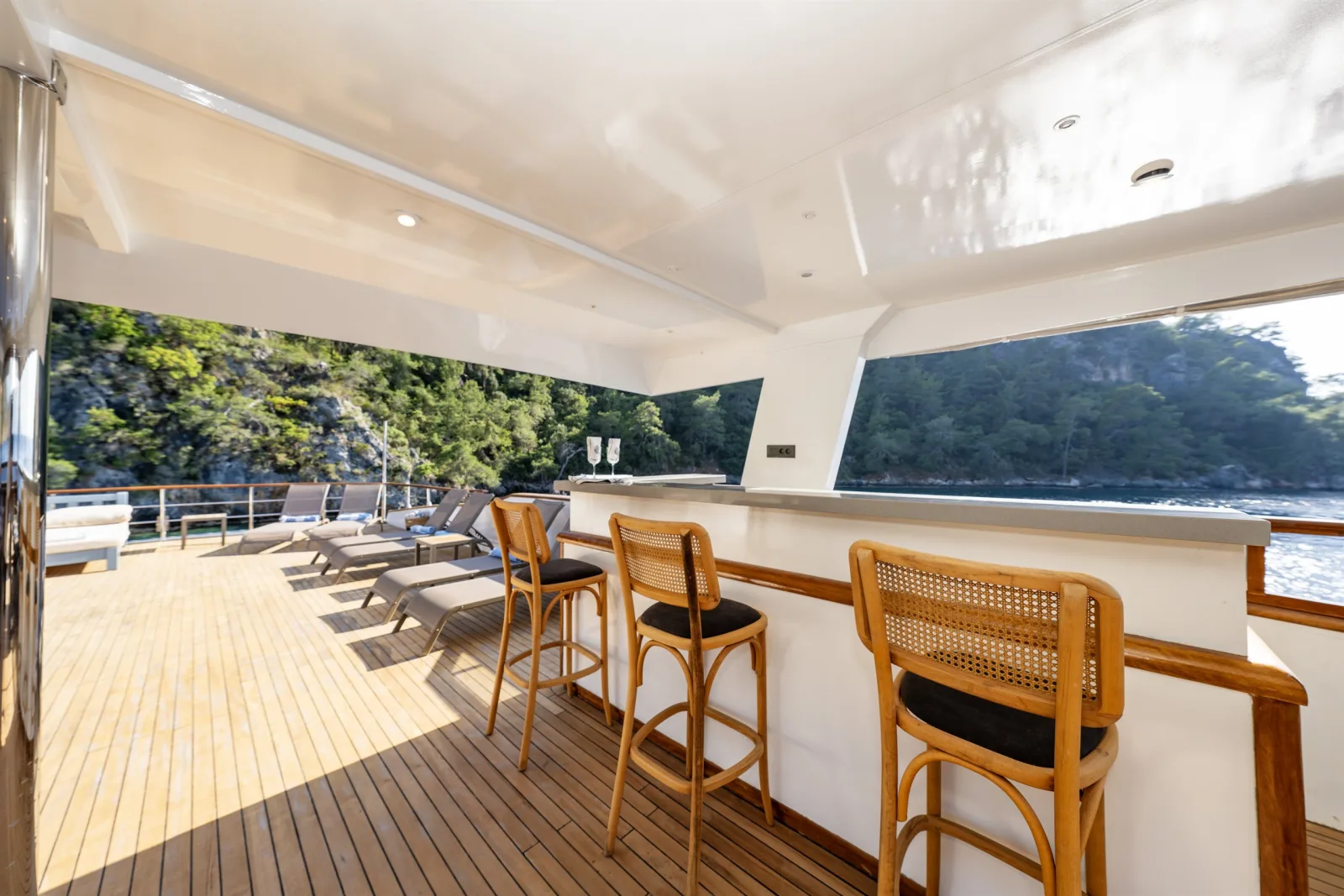 Nayk 3 Trawler Küçük Görsel 19